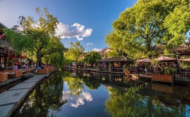 丽江束河古镇 时光深处的古朴文艺小镇